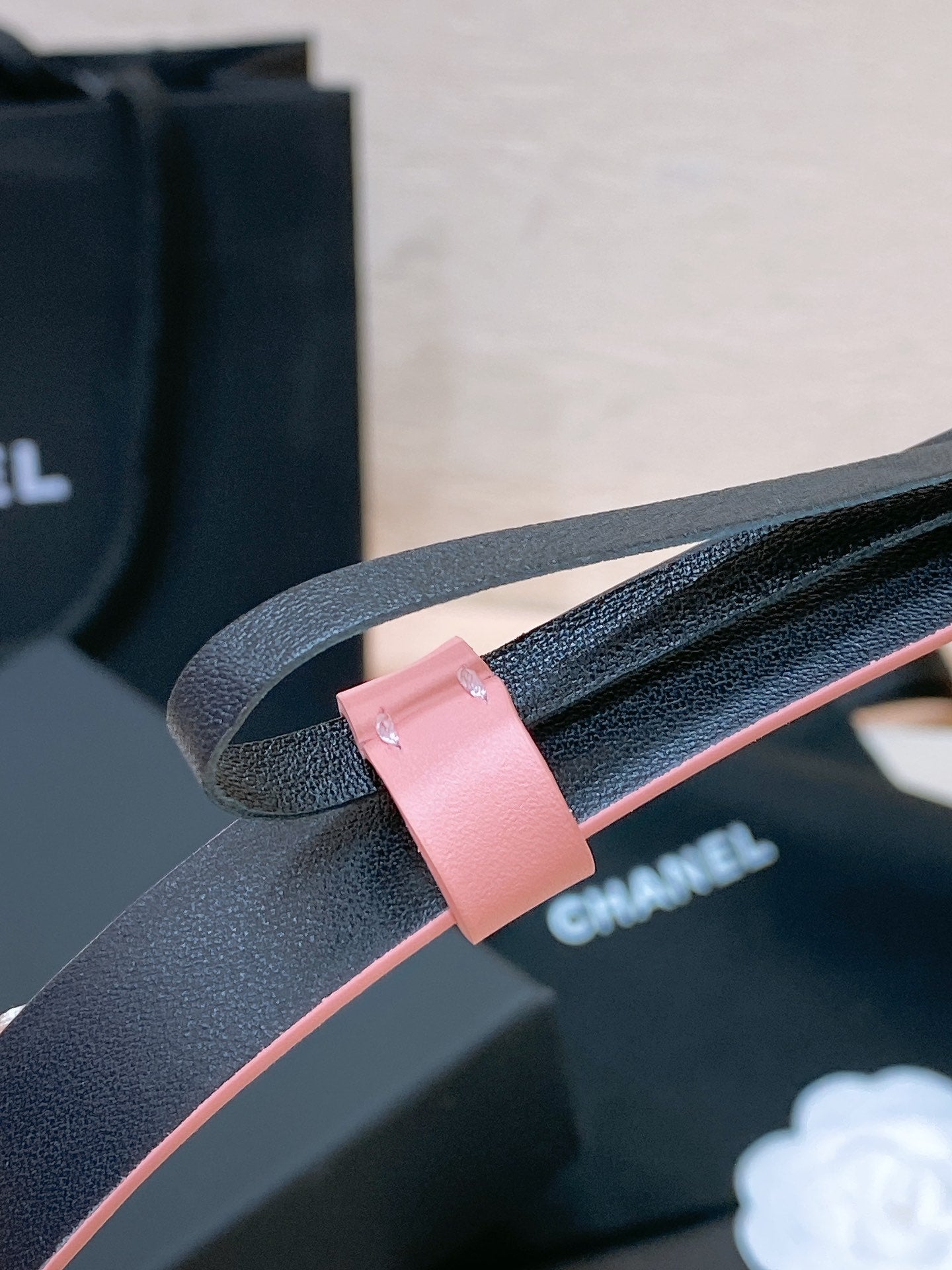 CHANEL 26S BELT 20 MM IN LIGHT PINK CALFSKIN 655208