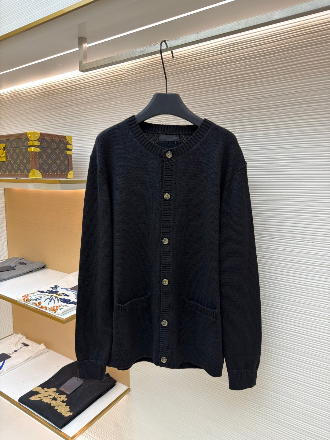 PRADA 25S CARDIGAN 490