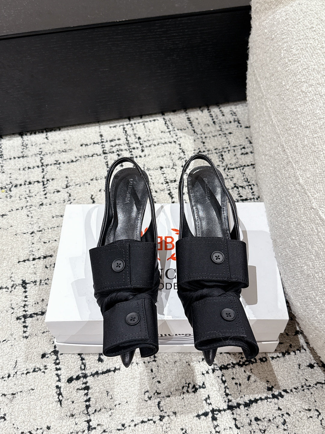 KNIFE CHEMISE 45MM SLINGBACK IN BLACK COTTON AND CALFSKIN
