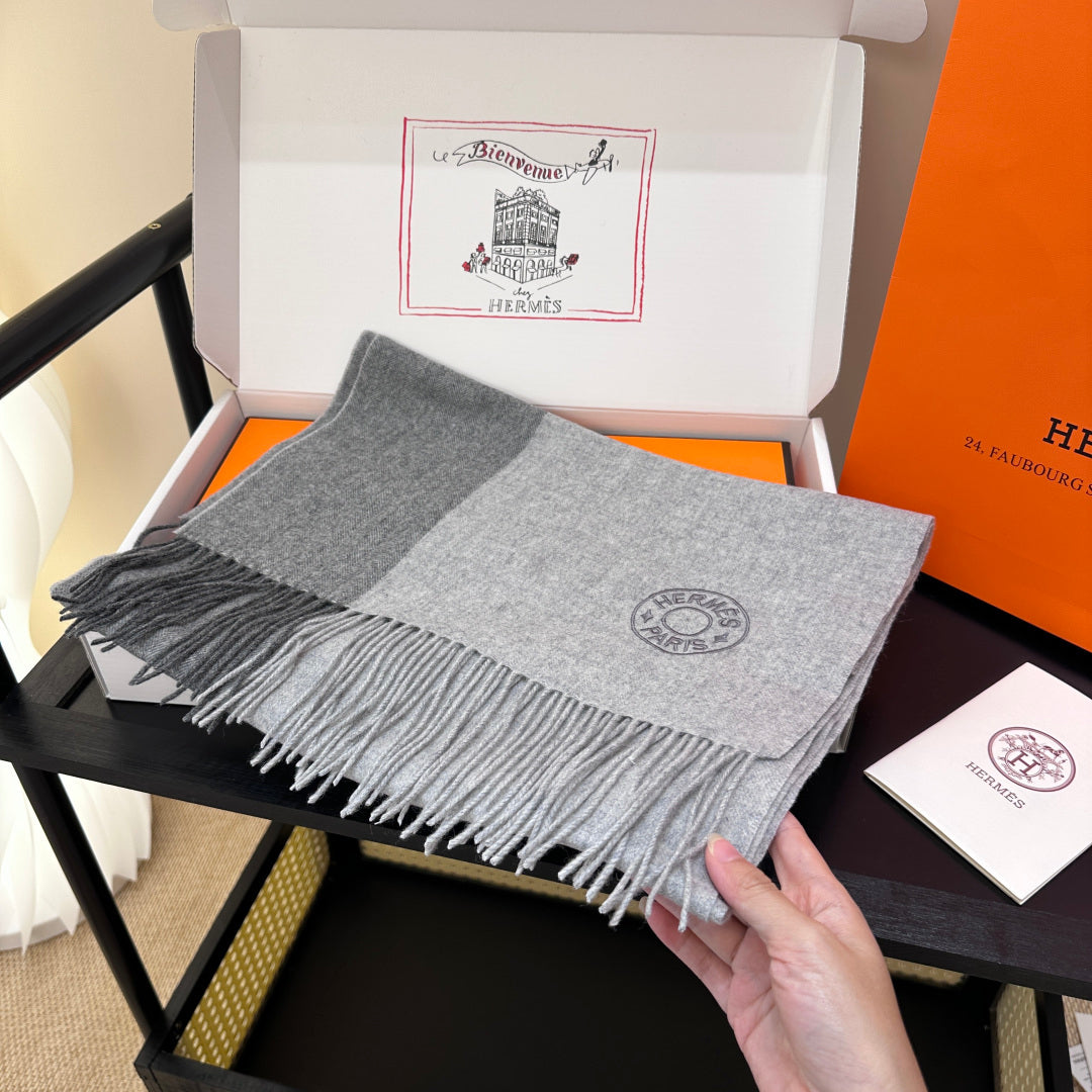 HERMES 25S SCARF 190 IN CASHMERE 986049