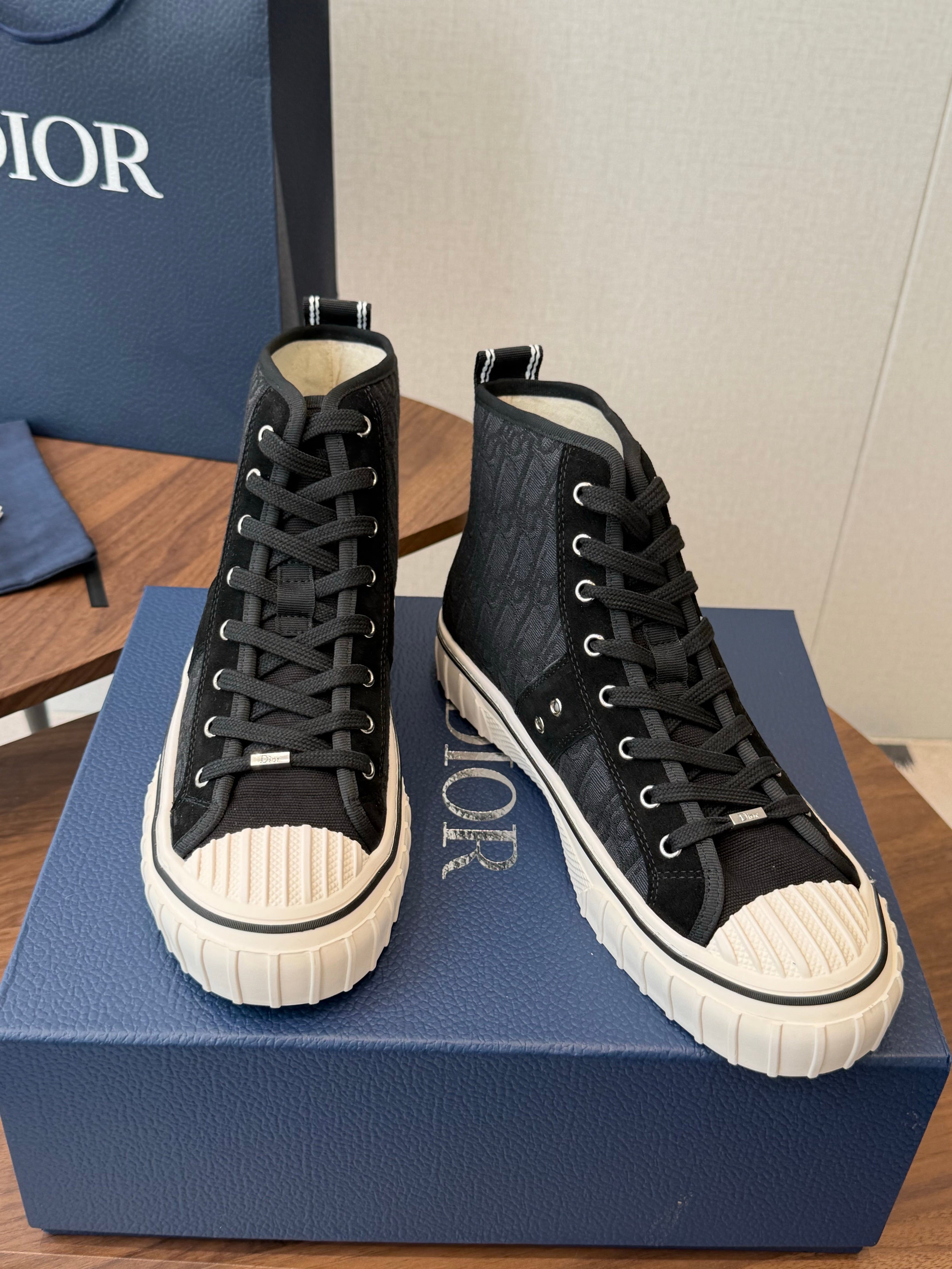 DIOR 26S HIGH-TOP SNEAKERS 30MM IN BLACK DIOR OBLIQUE CANVAS