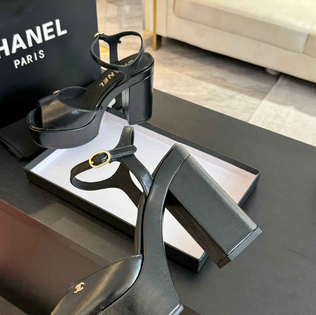 HIGH HEEL PLATFORM SANDALS IN BLACK CALFSKIN