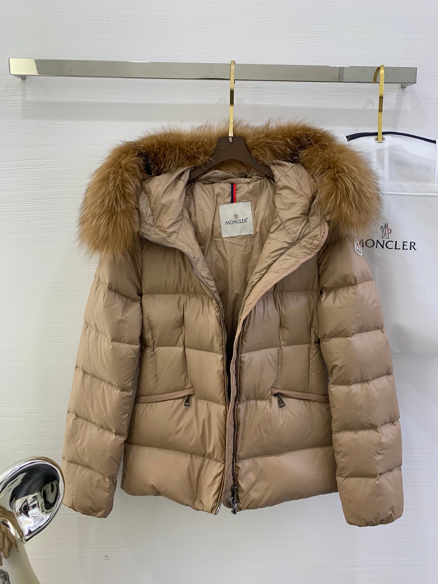 MONCLER 25S JACKET IN BROWN 070