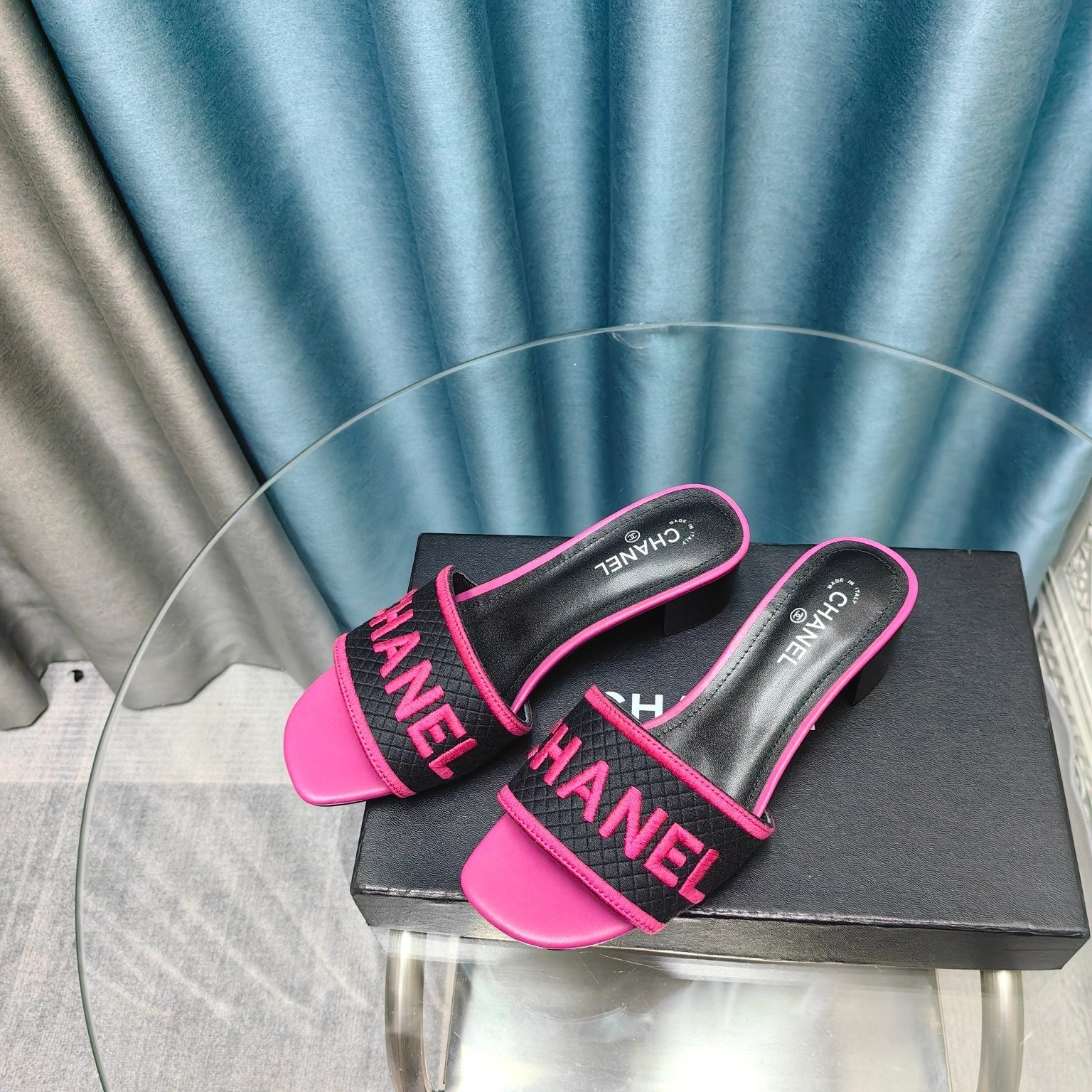 MULE SANDAL 45 BLACK PINK FABRIC EMBROIDERY