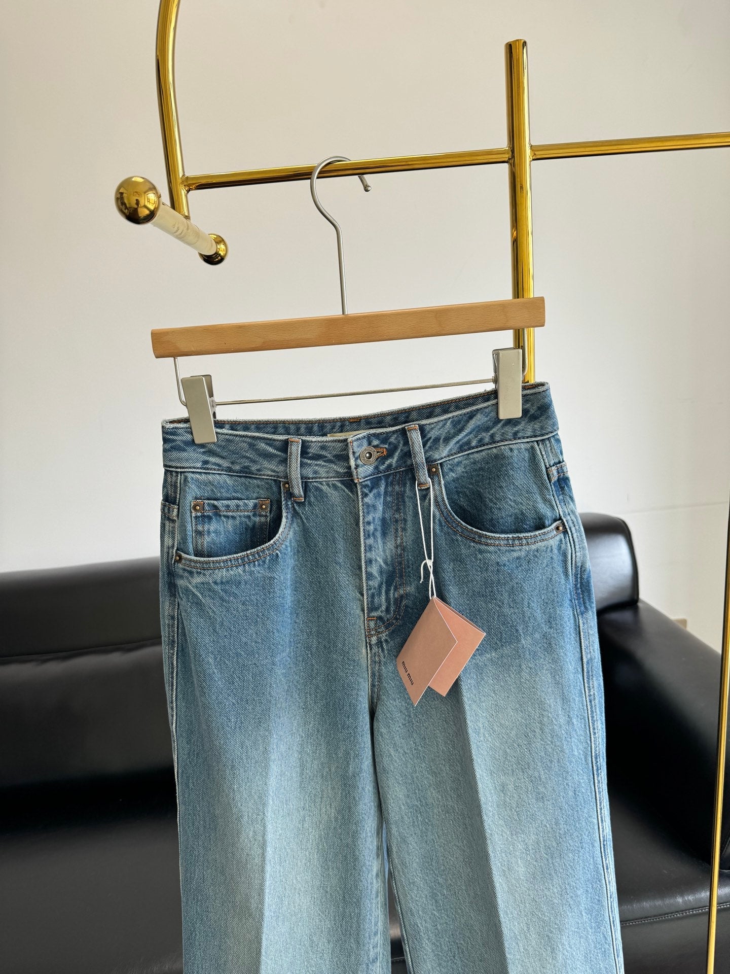 MIUMIU JEANS STYLE 374