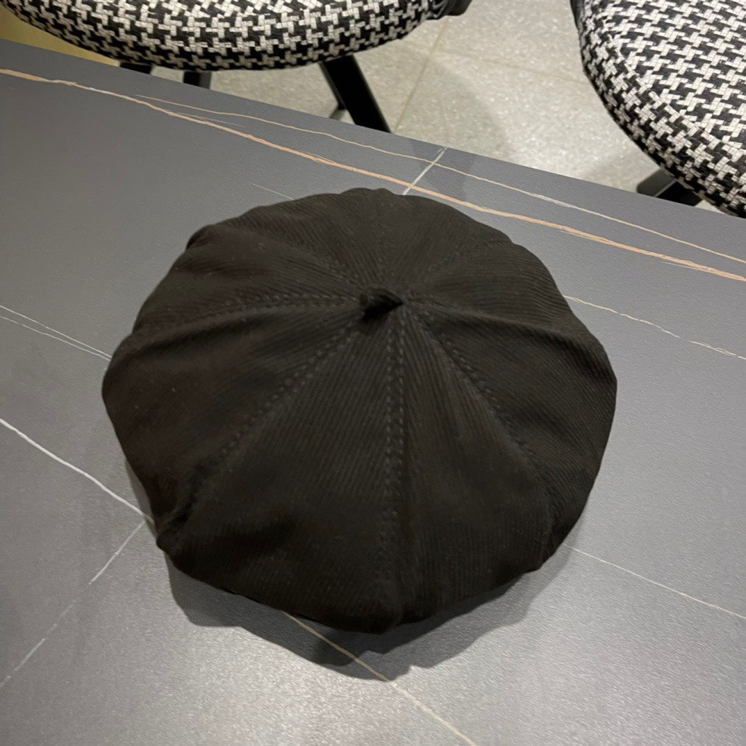 BERET HAT IN BLACK CORDUROY 429844