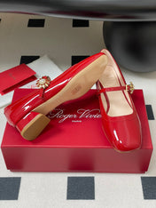 TRÈS VIVIER MARY JANE PUMPS IN RED PATENT CALFSKIN