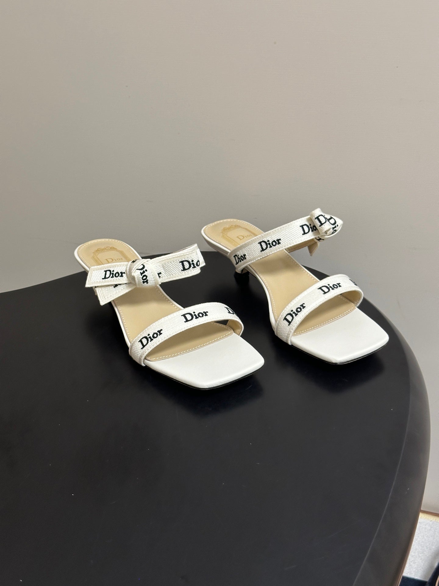 DIOR 26S J'ADIOR MULE SANDALS 35MM IN IVORY WHITE CALFSKIN WITH LOGO RIBBON