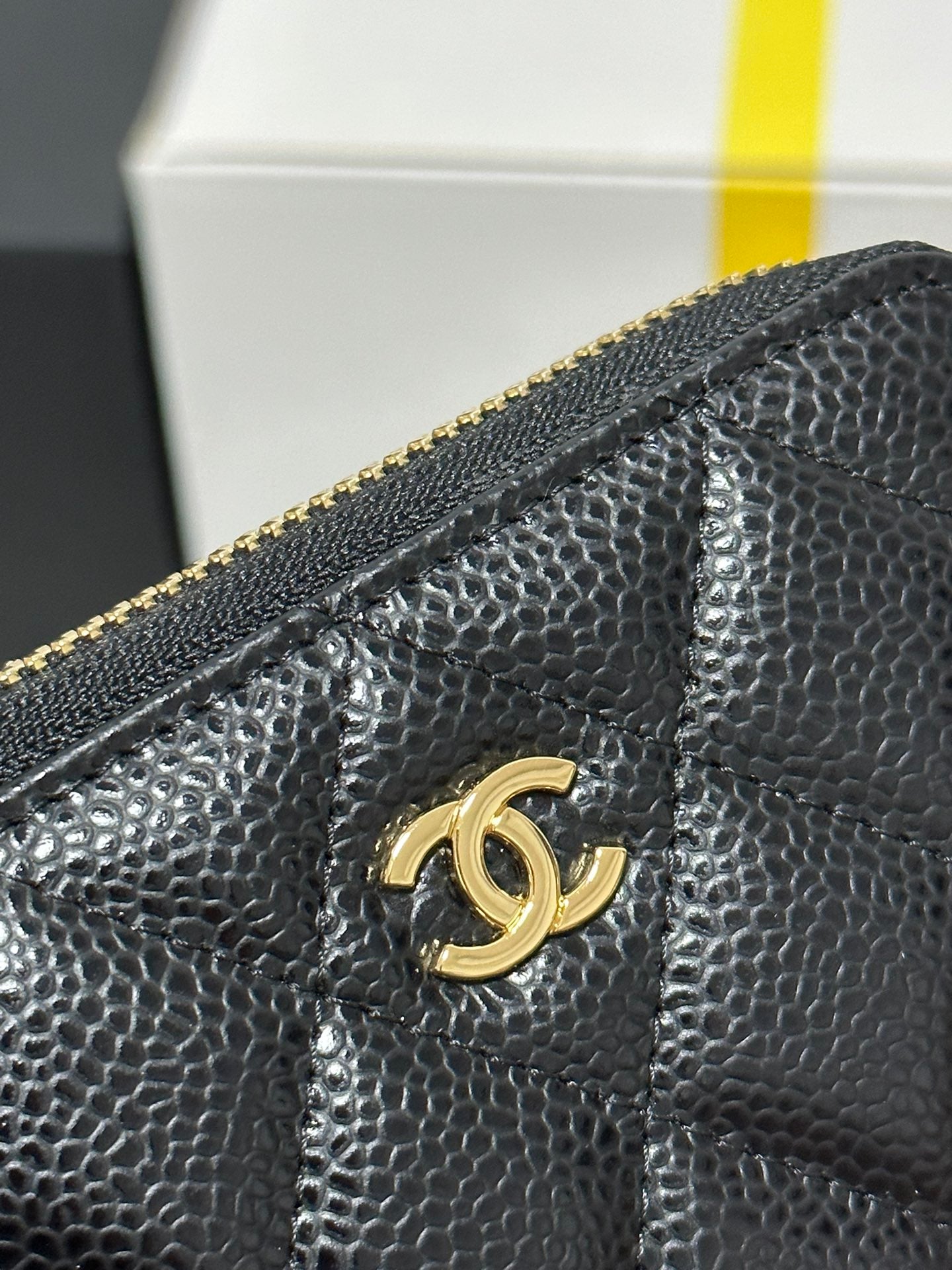 MINI WALLET 11 IN BLACK CAVIAR SKIN GOLD METALLIC