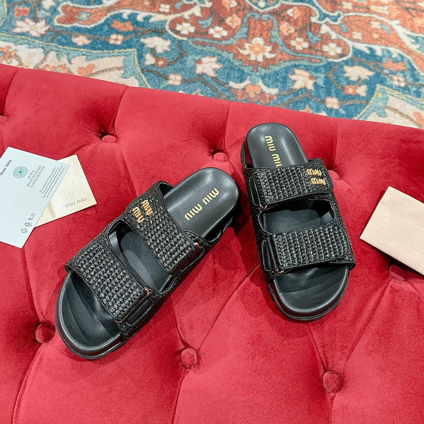Women's Sandals Black Sheepskin With Straps