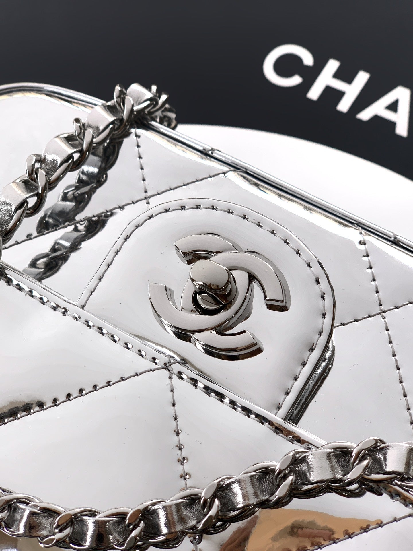 CHANEL 26S TOP HANDLE BAG 18 IN METALLIC SILVER QUILTED PATENT LEATHER