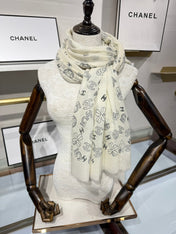 CHANEL 25S SCARF 200 IN CASHMERE 706596