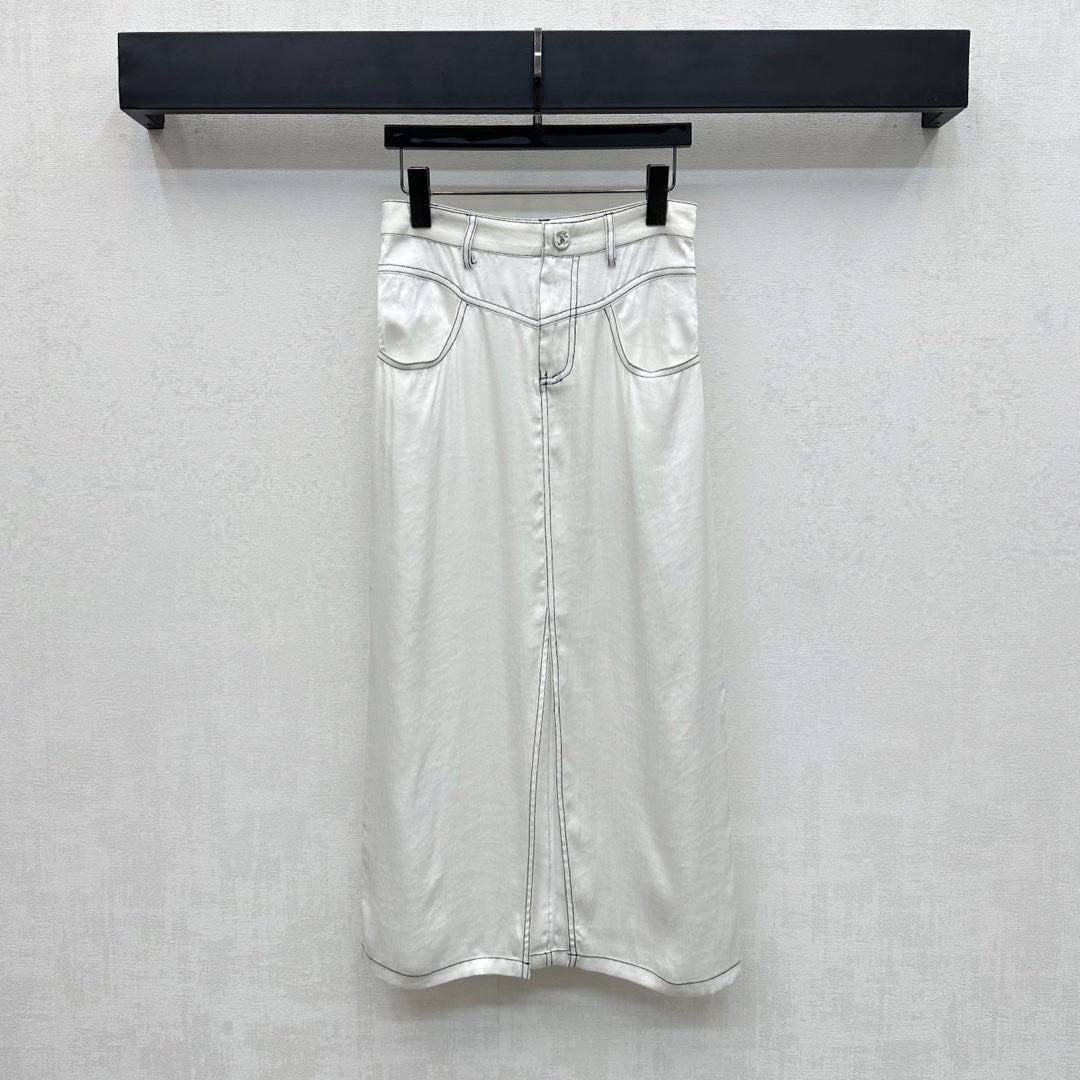 CHANEL HIGH-WAIST SKIRT WITH CUT-OUT HEM 274762