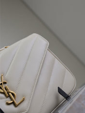 LOULOU MEDIUM 29 IN WHITE SHEEPSKIN GOLD HARDWARE